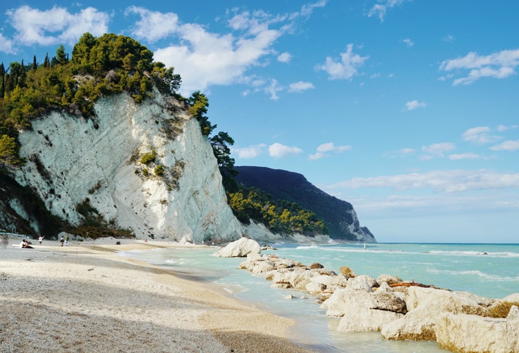 spiaggia dei gabbiani