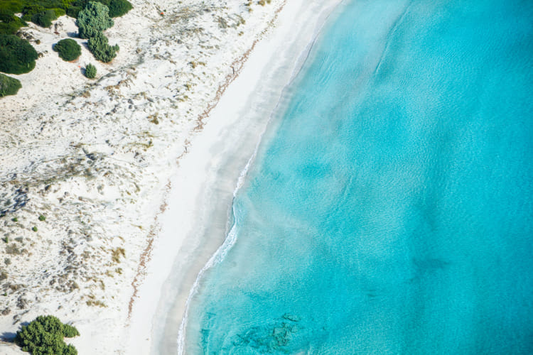 spiaggia bianca in Sardegna
