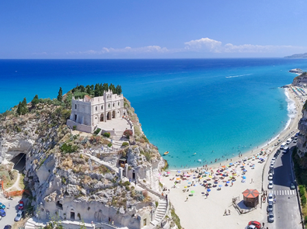 Mini-guida di Tropea: mare, cultura e spiagge da scoprire